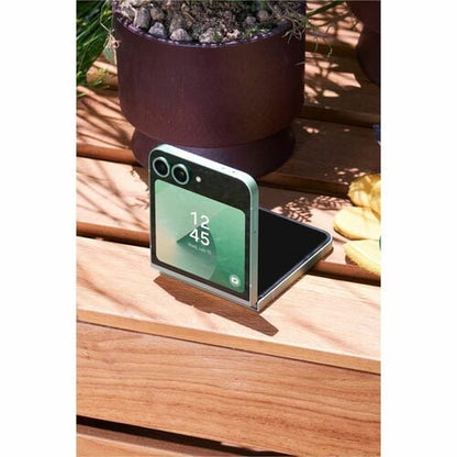 Samsung Galaxy Z Flip6 256 GB Smartphone