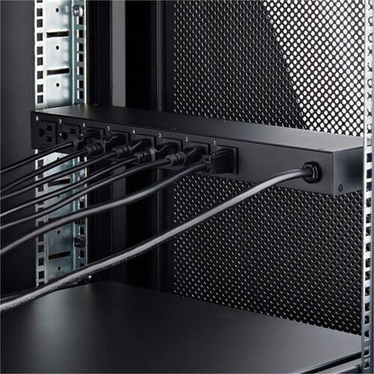 StarTech.com 8-Outlet Horizontal Rack Mount PDU, 1U Power Strip, Outle