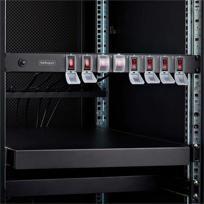 StarTech.com 8-Outlet Horizontal Rack Mount PDU, 1U Power Strip, Outle