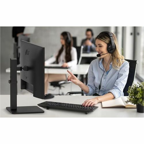LG 27IN 27BA400-B FHD IPS  1920 X 1080 5MS 250 CD/M2
