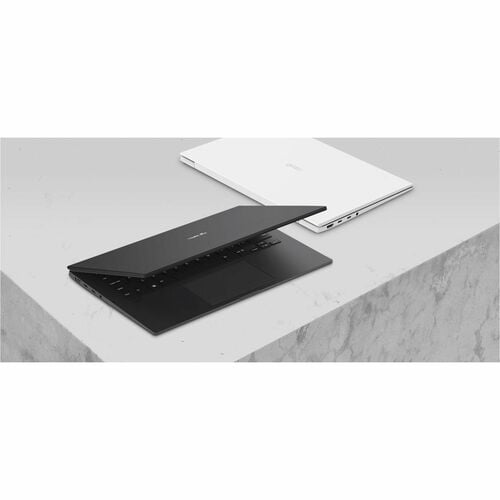 LG GRAM 14IN ULTRA LIGHT WEIGHT I5 16GB 512GB LAPTOP