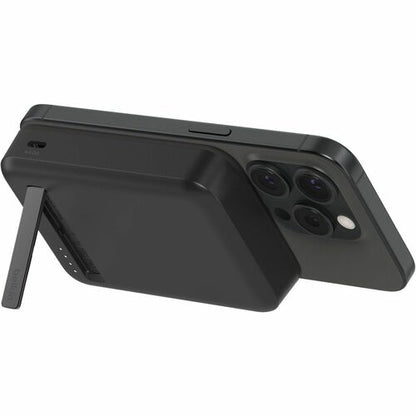 Belkin BoostCharge Pro Magnetic Power Bank with Qi