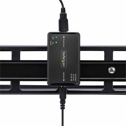 Aislador galvánico USB StarTech.com de hasta 6 kV, aislador de ruido eléctrico