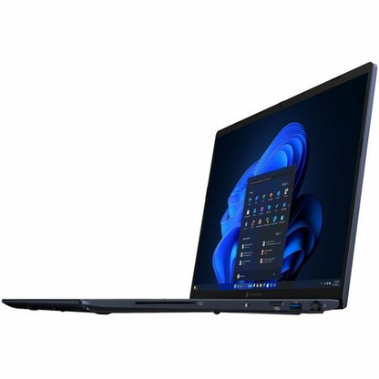 16 LED 155U 16GB DDR5 256GB SSD W 11 P