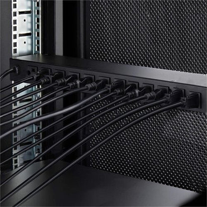 StarTech.com PDU 12 prises à montage en rack horizontal avec compteur, alimentation serveur 1U