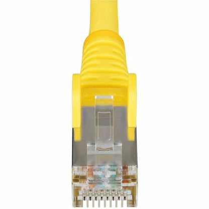 Câble Ethernet CAT6a jaune StarTech.com de 30 cm