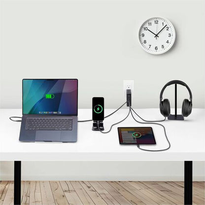 StarTech.com 140W USB-C Wall Charger, 3x USB