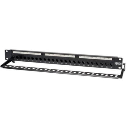 Panel de conexión pasante Cat5e de 24 puertos para montaje en rack, 1 URM, RJ45, Ethernet, TAA - 2 de Tripp Lite