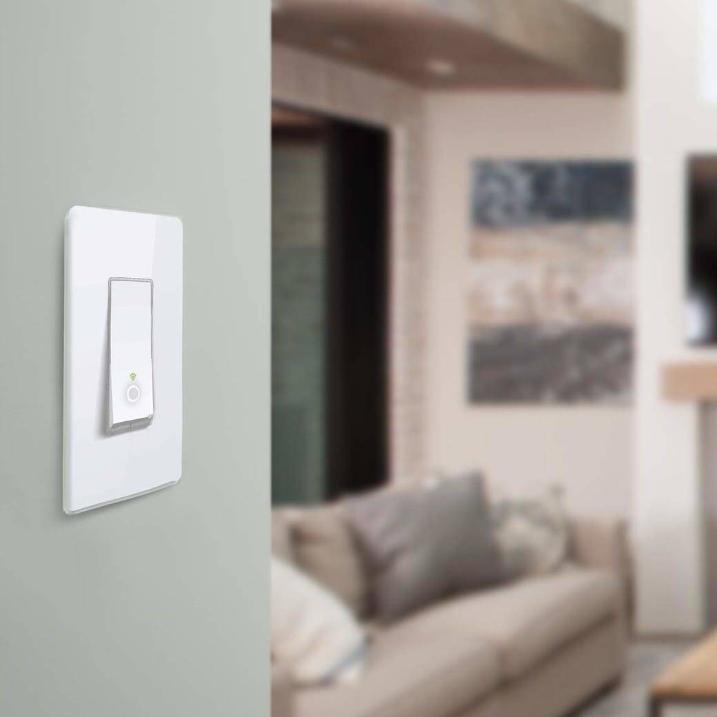 TPLink Kasa Smart WiFi Light Dimmer (HS220)
