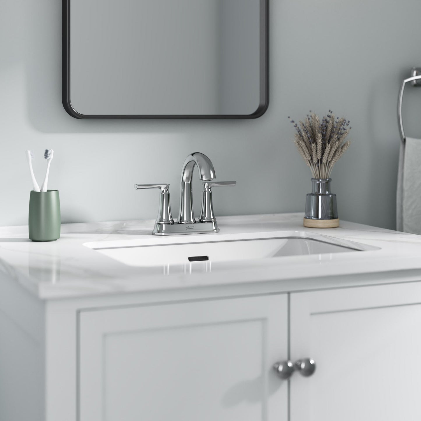 Grifo de baño American Standard Braymer de 4 pulgadas con montaje central (7427201.002)