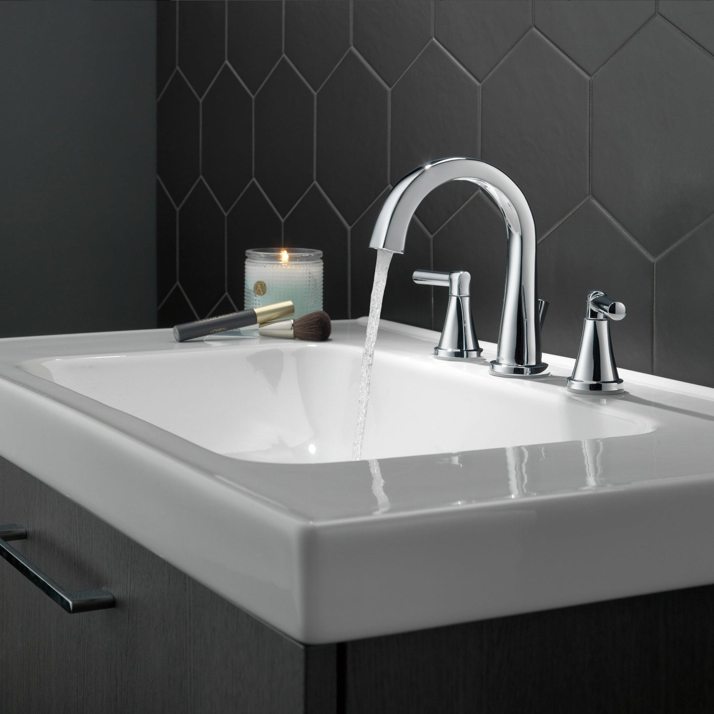 Delta Becker Two Handle Widespread Bathroom Faucet