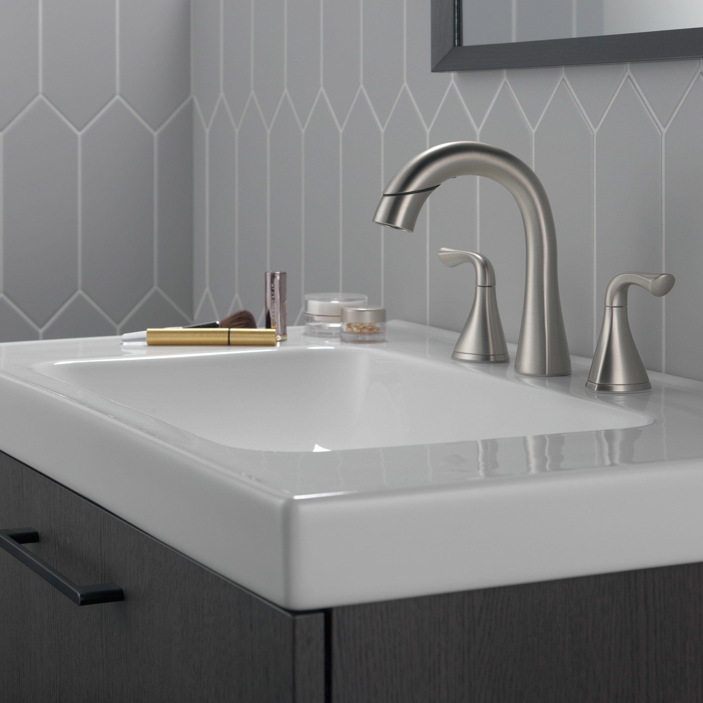 Delta Lampard Two Handle Pull-Down Bathroom Faucet (35764LF-SPPD)