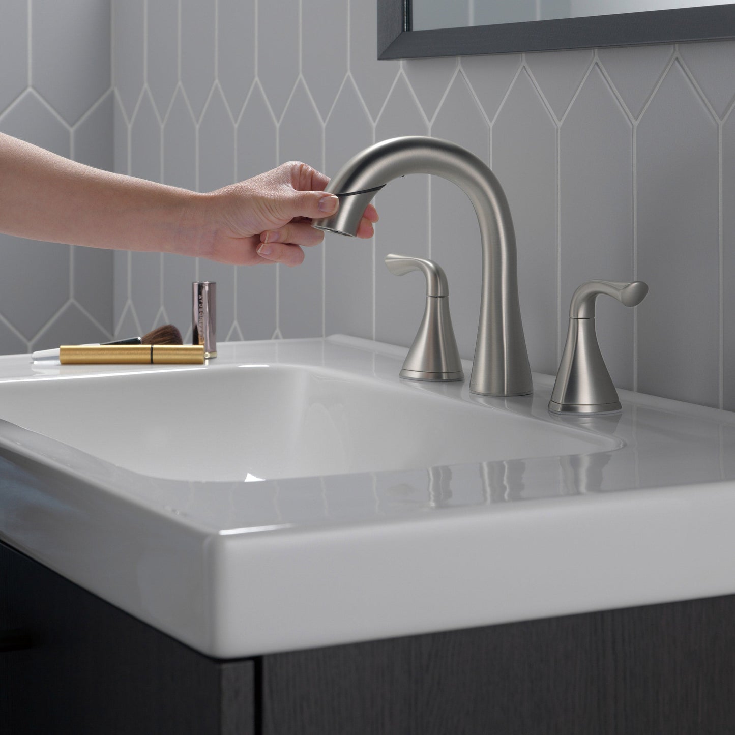 Delta Lampard Two Handle Pull-Down Bathroom Faucet (35764LF-SPPD)