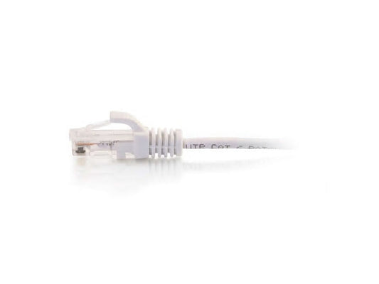 Cable Cat6 delgado C2G de 30 cm - UTP - Blanco
