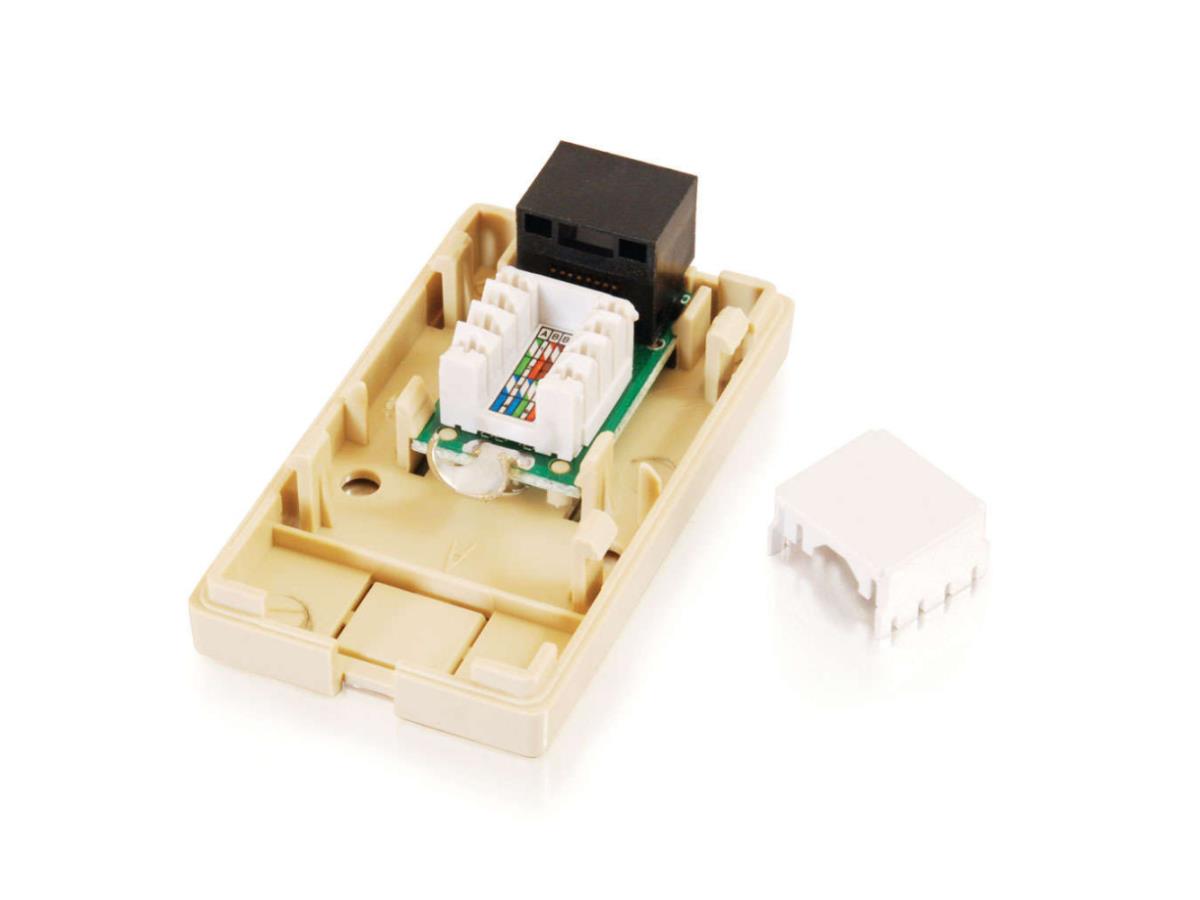 C2G Cat5E Surface Mt Box 1-Port Wht