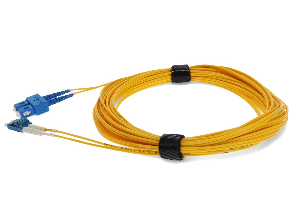 Cable de conexión dúplex amarillo adicional de 15 M Lc a USC OS2