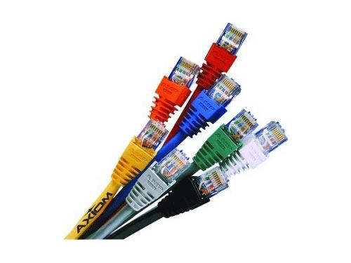 Cable de conexión Axiom Cat5E de 22,8 m, 350 MHz, con funda moldeada (amarillo)