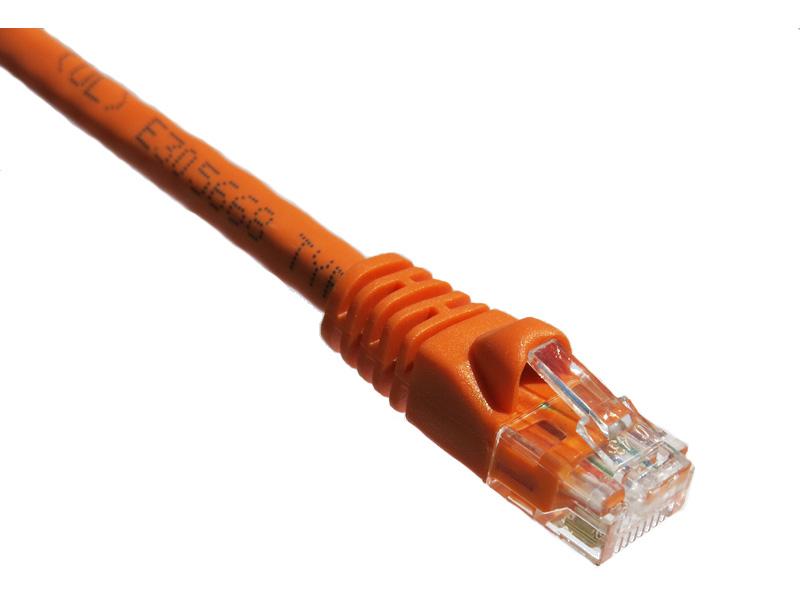 Câble de raccordement Axiom Cat5E 350 MHz 1,8 m avec gaine moulée (orange)