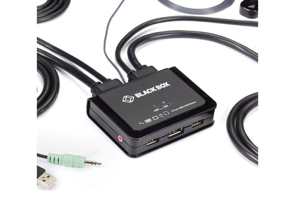 Conmutador KVM con cable DisplayPort 4K60 de Black Box Corp