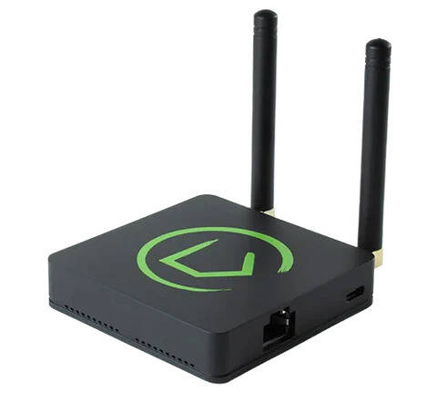 Hubitat Elevation C8 Pro, concentrateur intelligent pour maison connectée, ZWave, Zigbee, Matter, Alexa, Google et HomeKit (HUBITAT-C8-PRO)